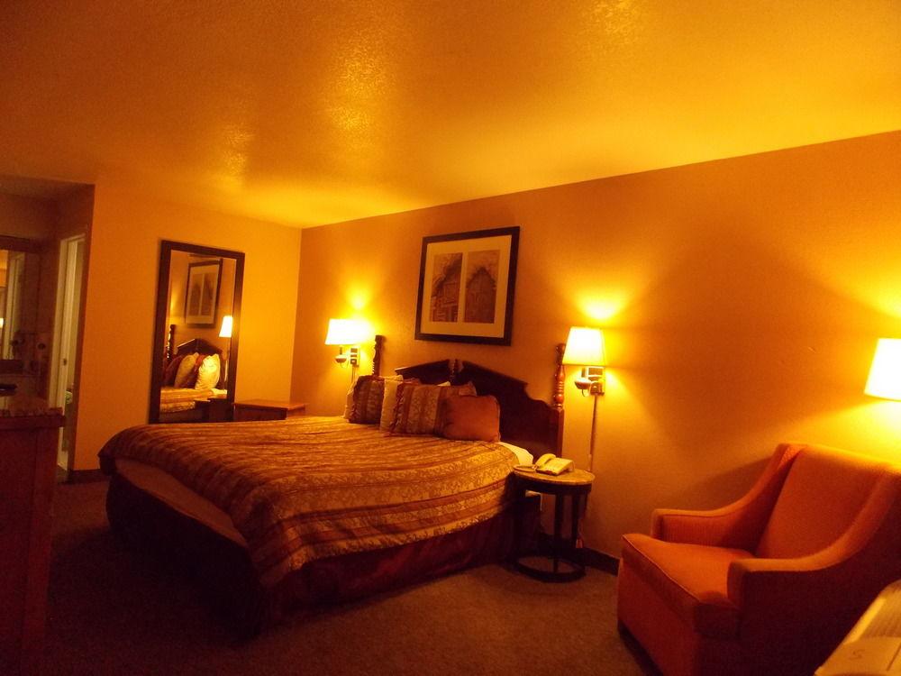 Econo Lodge Inn & Suites Downtown San Antonio Zewnętrze zdjęcie