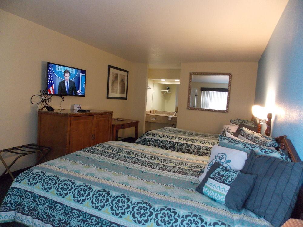 Econo Lodge Inn & Suites Downtown San Antonio Zewnętrze zdjęcie