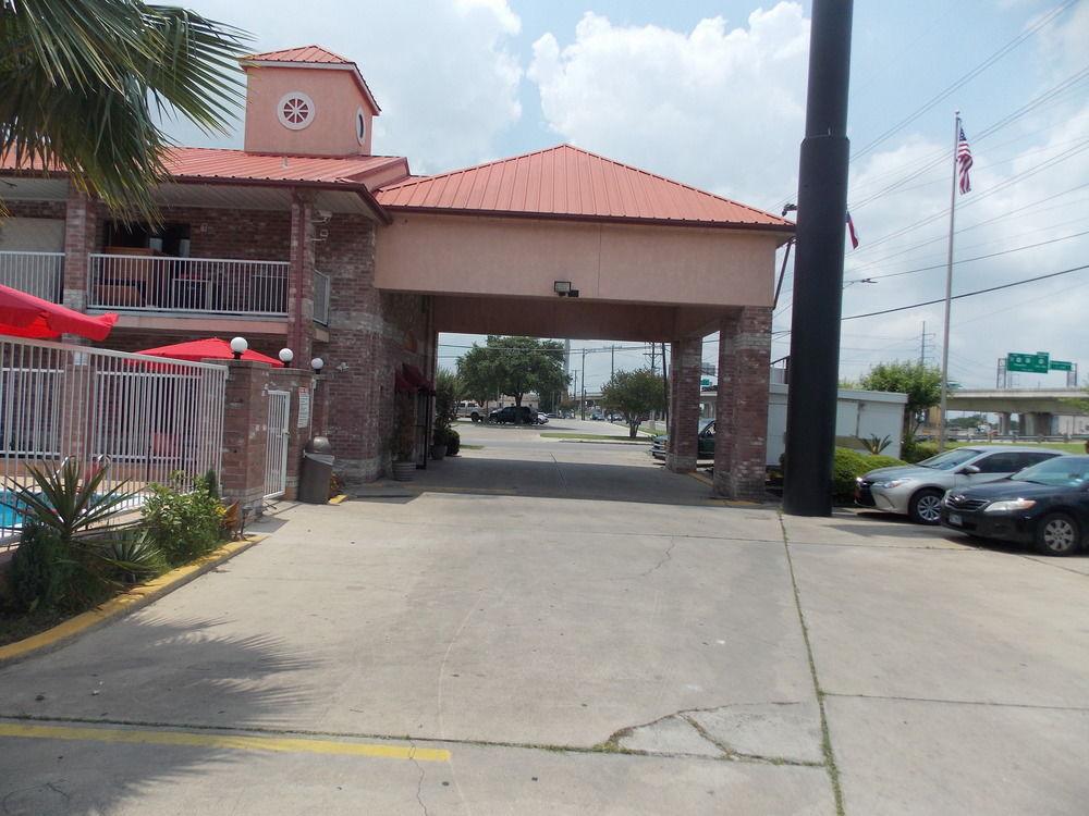 Econo Lodge Inn & Suites Downtown San Antonio Zewnętrze zdjęcie