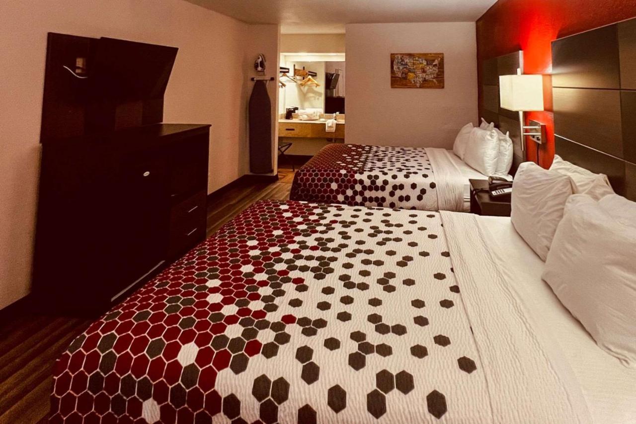 Econo Lodge Inn & Suites Downtown San Antonio Zewnętrze zdjęcie